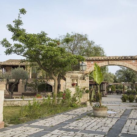 B&B Casale Siciliano Di Miryam Tiralongo Avola Exterior foto