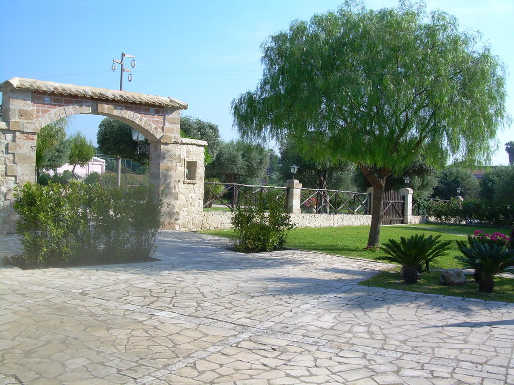 B&B Casale Siciliano Di Miryam Tiralongo Avola Exterior foto