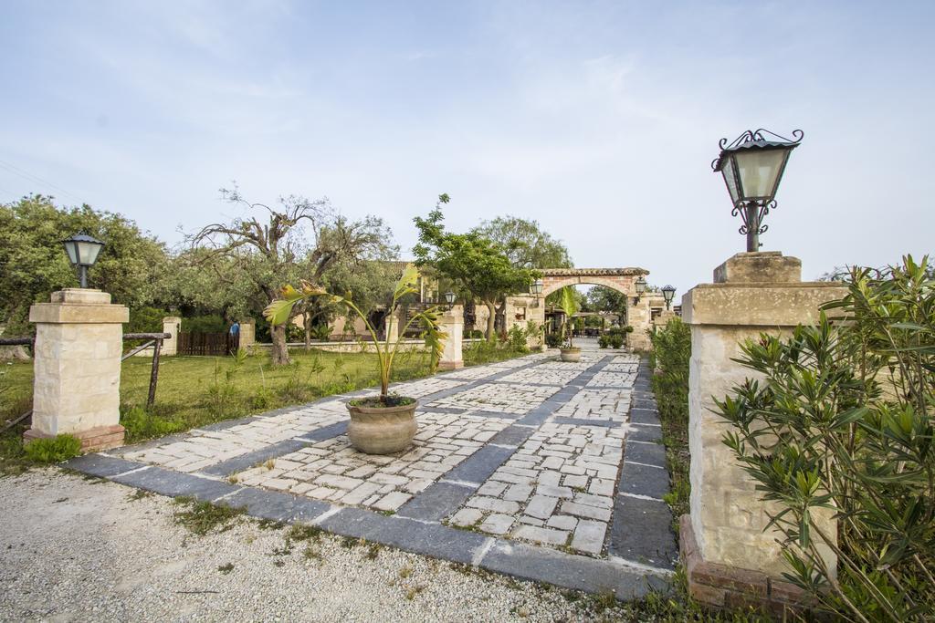 B&B Casale Siciliano Di Miryam Tiralongo Avola Exterior foto