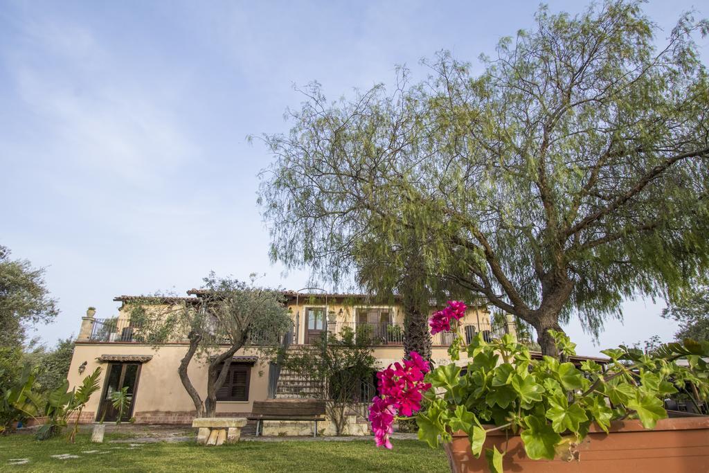B&B Casale Siciliano Di Miryam Tiralongo Avola Exterior foto