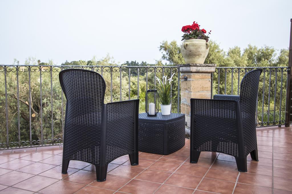 B&B Casale Siciliano Di Miryam Tiralongo Avola Exterior foto